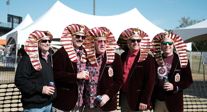 SIU Alumni at Football Tailgate